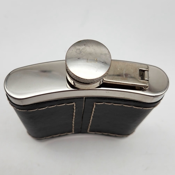 Jack Daniels Old No.7 Stainless Steel + Black Leather Wrapped Flask 5 oz 2009 - Picture 3 of 6